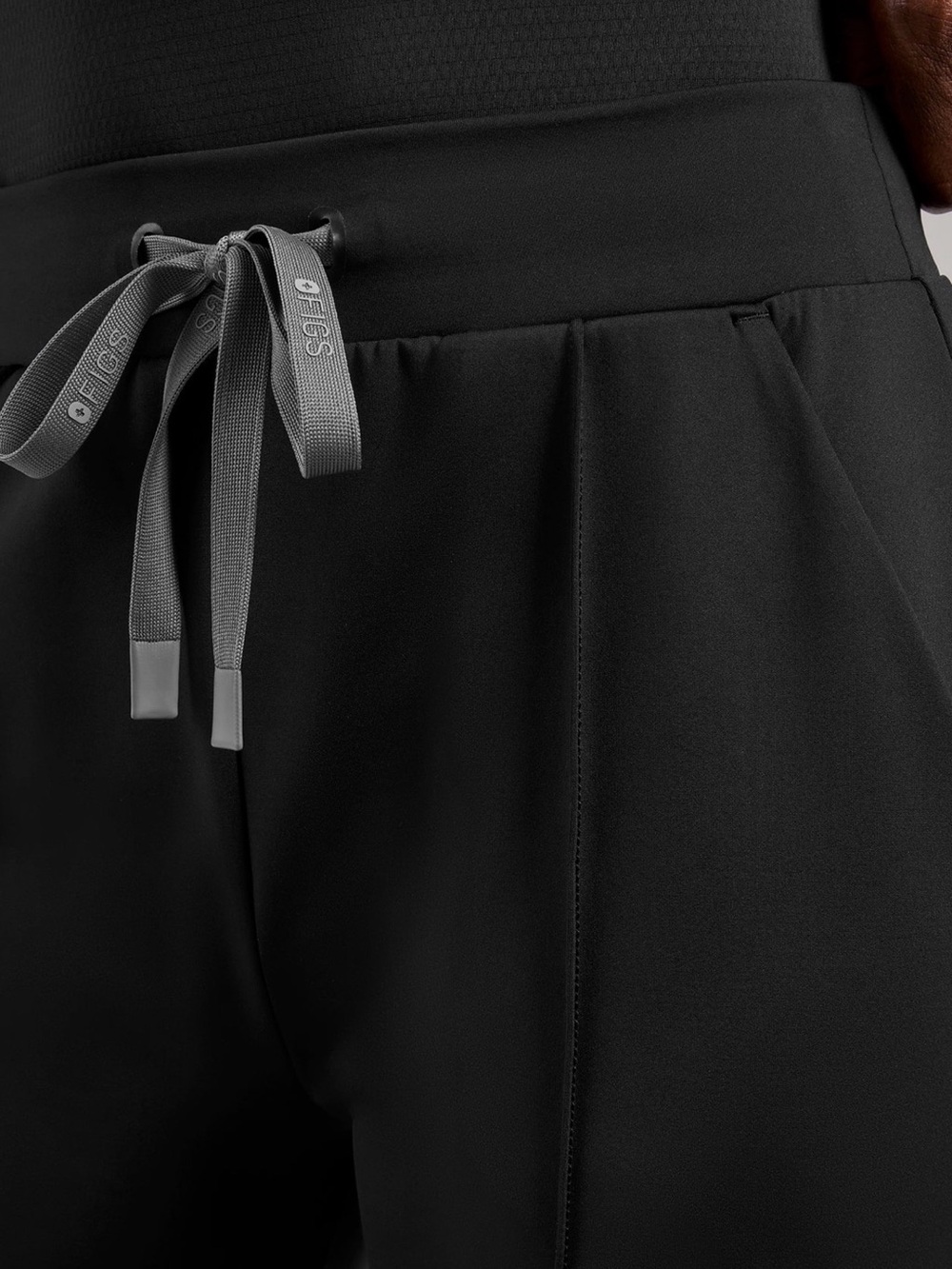 NWOT - FIGS High Waisted Piedra FORMx Straight Leg Scrub Pants - Black - S Reg - Picture 8 of 10